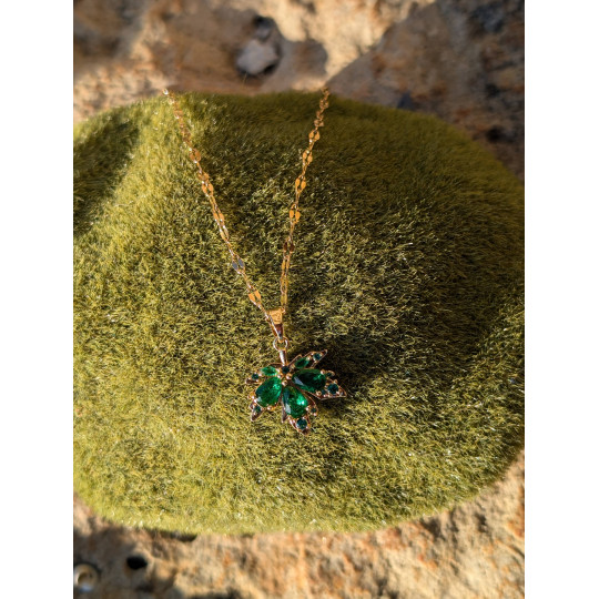 Collier "Feuille d'érable verte" en acier inoxydable