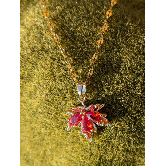 Collier "Feuille d'érable rouge" en acier inoxydable